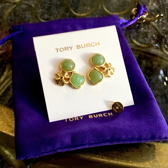 Tory Burch Jewelry - TORY BURCH JADE ROXANNE STUD EARRINGS